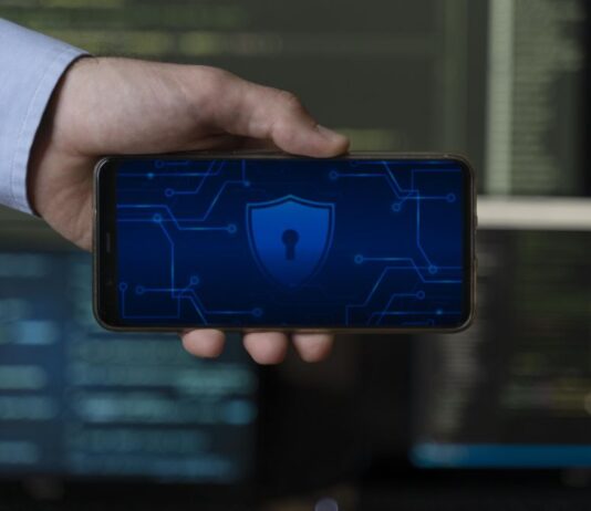 Bezpieczeństwo użytkowania firmowych kont w mediach społecznościowych