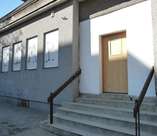 Grabówek: spór o dawne kino ‘Fala’